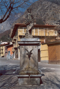 Fontana della bela Rosin e del caprone