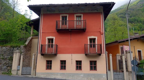 Affittacamere ex Caserma Ge...
